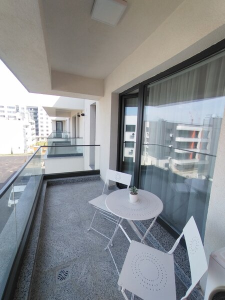 Pipera, rond OMV,